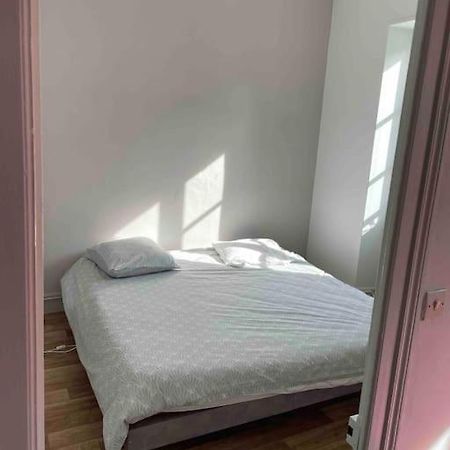 Appartement Avec Parking Proche Cathedrale Bourges Extérieur photo