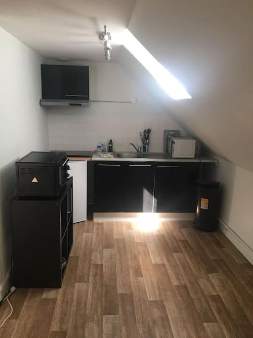 Appartement Avec Parking Proche Cathedrale Bourges Extérieur photo